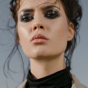 Bold Eyeliner Styles Emerge from Recent Fashion Week Shows