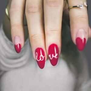 Nude Nail Shades Reappear in Minimalist Beauty Trend Revival