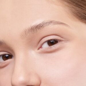Brows Get Softer Shapes With Fluffy Styling Techniques